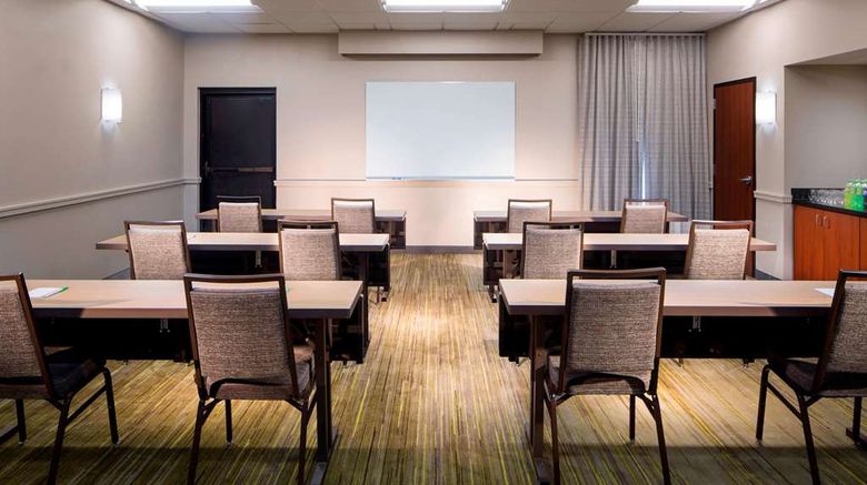 <b>Sonesta Select Boca Raton Town Center Meeting</b>. Images powered by <a href="https://iceportal.shijigroup.com/" title="IcePortal" target="_blank">IcePortal</a>.