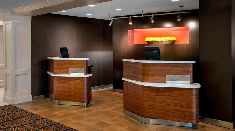 Sonesta Select Boston Danvers Lobby