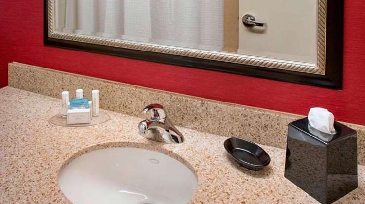 Sonesta Select Boston Danvers Room