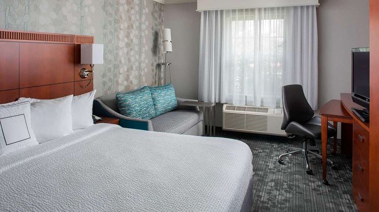 Sonesta Select Boston Lowell Chelmsford Room