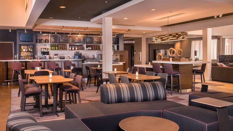 Sonesta Select Columbia Restaurant