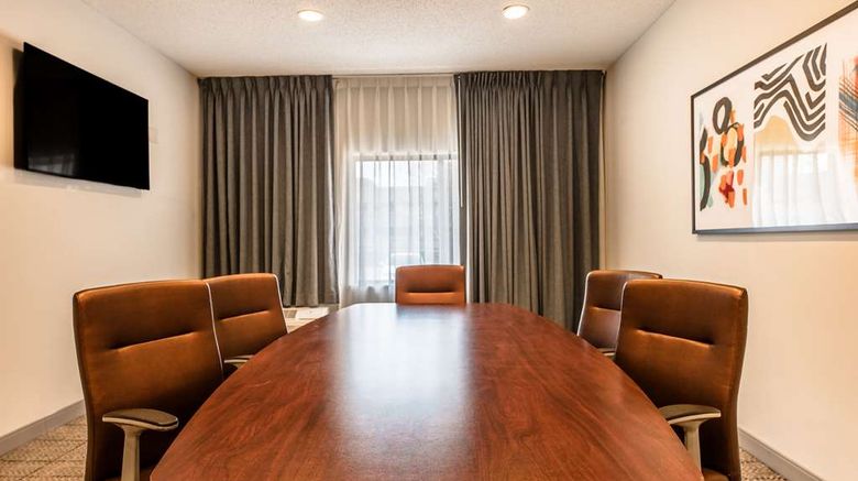 <b>Sonesta Select Dallas Richardson Meeting</b>. Images powered by <a href="https://iceportal.shijigroup.com/" title="IcePortal" target="_blank">IcePortal</a>.