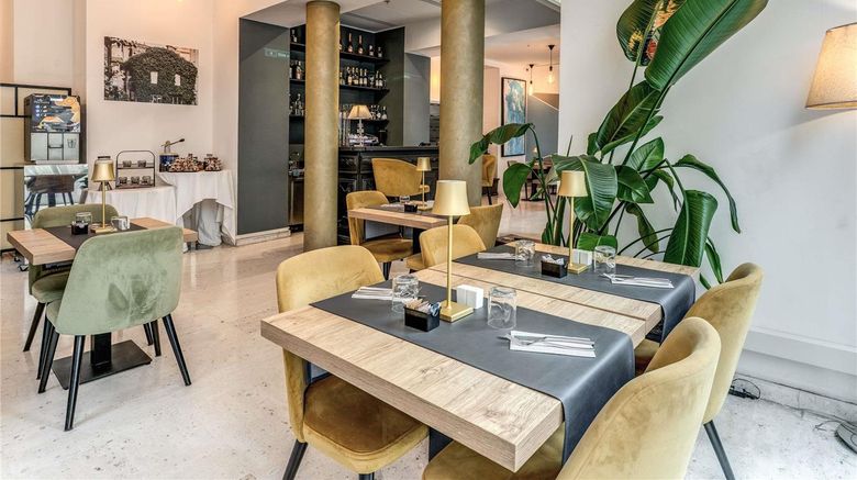 <b>Mercure Roma Centro Termini Exterior</b>. Images powered by <a href="https://iceportal.shijigroup.com/" title="IcePortal" target="_blank">IcePortal</a>.