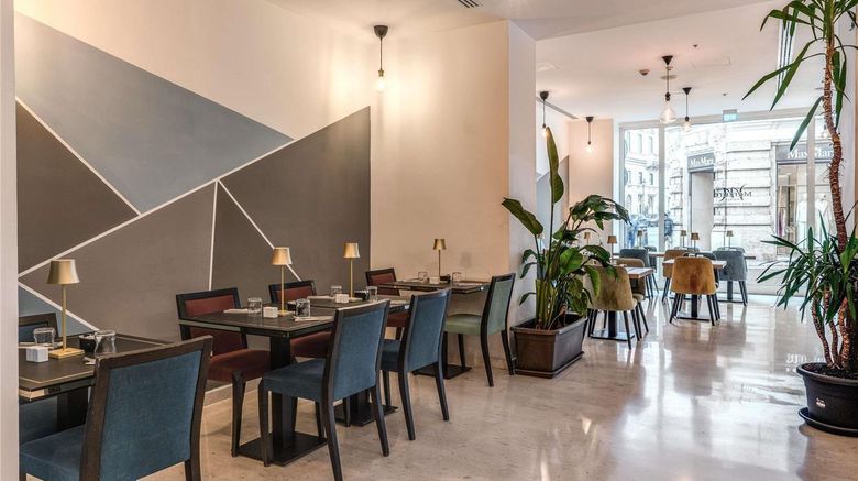 <b>Mercure Roma Centro Termini Restaurant</b>. Images powered by <a href="https://iceportal.shijigroup.com/" title="IcePortal" target="_blank">IcePortal</a>.