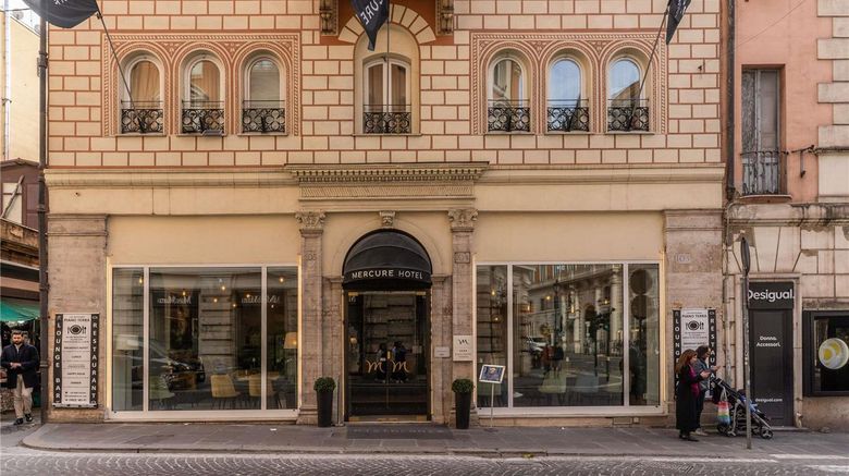 <b>Mercure Roma Centro Termini Exterior</b>. Images powered by <a href="https://iceportal.shijigroup.com/" title="IcePortal" target="_blank">IcePortal</a>.