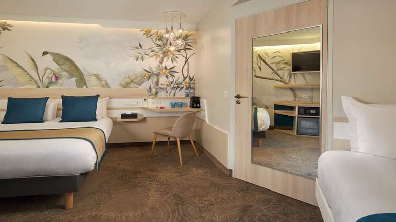 <b>Apolonoa Montmartre, Sure Hotel Coll BW Room</b>. Images powered by <a href="https://iceportal.shijigroup.com/" title="IcePortal" target="_blank">IcePortal</a>.