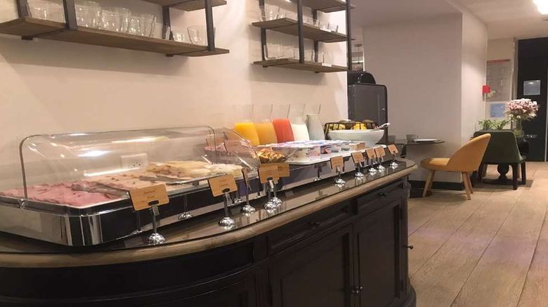 <b>Apolonoa Montmartre, Sure Hotel Coll BW Restaurant</b>. Images powered by <a href="https://iceportal.shijigroup.com/" title="IcePortal" target="_blank">IcePortal</a>.