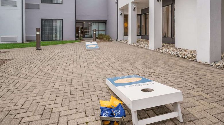 <b>Sonesta Select Detroit Auburn Hills Recreation</b>. Images powered by <a href="https://iceportal.shijigroup.com/" title="IcePortal" target="_blank">IcePortal</a>.