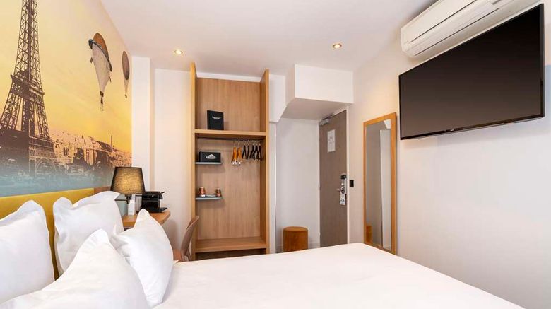 <b>Apolonia Paris Mouffetard, BW Sure Hotel Room</b>. Images powered by <a href="https://iceportal.shijigroup.com/" title="IcePortal" target="_blank">IcePortal</a>.
