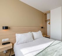 Sure Hotel by Best Western Bordeaux Lac Room