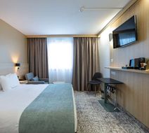 Sure Hotel by Best Western Bordeaux Lac Room