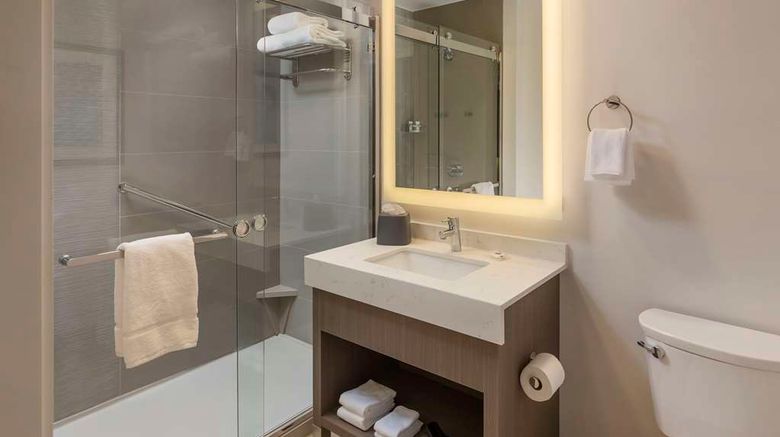 <b>Hyatt House Portland Beaverton Room</b>. Images powered by <a href="https://iceportal.shijigroup.com/" title="IcePortal" target="_blank">IcePortal</a>.