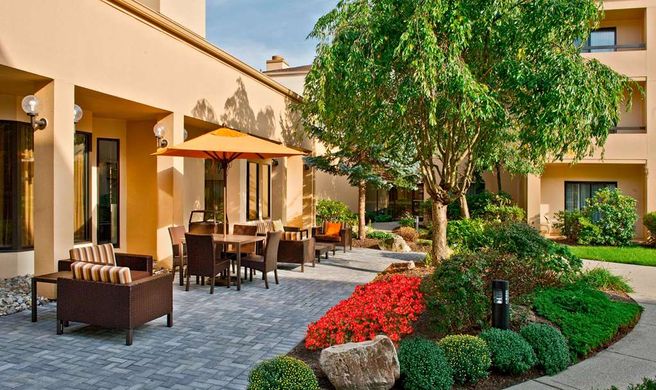 Sonesta Select Whippany Hanover Exterior