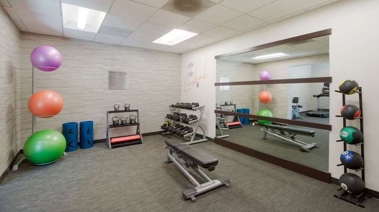<b>Sonesta Select Huntington Beach Health</b>. Images powered by <a href="https://iceportal.shijigroup.com/" title="IcePortal" target="_blank">IcePortal</a>.