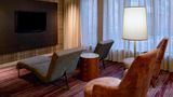 Sonesta Select Kansas City Airport Lobby