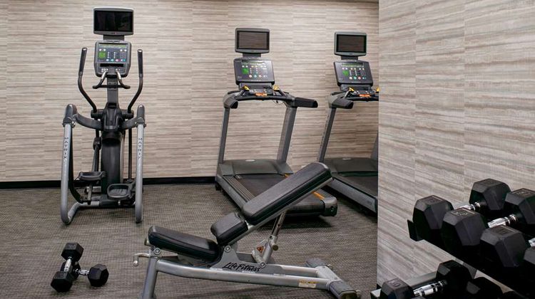 Sonesta Select Kansas City Airport Health
