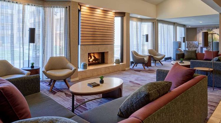 Sonesta Select Indianapolis Carmel Lobby