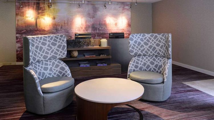 Sonesta Select Overland Park Lobby
