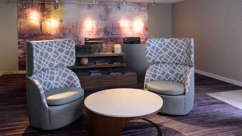 <b>Sonesta Select Overland Park Lobby</b>. Images powered by <a href="https://iceportal.shijigroup.com/" title="IcePortal" target="_blank">IcePortal</a>.