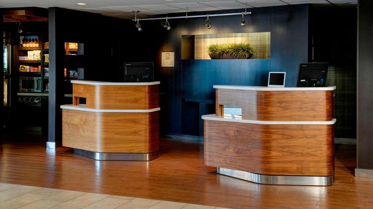 Sonesta Select Overland Park Lobby