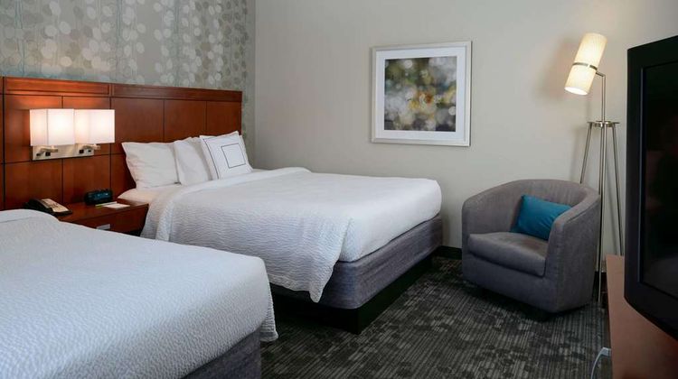 Sonesta Select Overland Park Suite