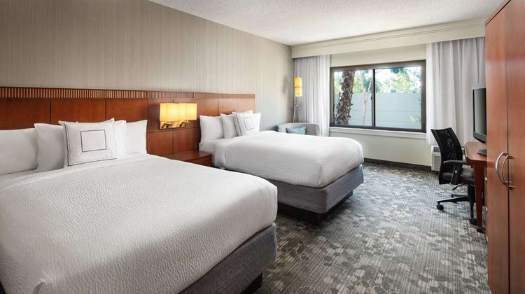 Sonesta Select Laguna Hills Irvine Spect Room