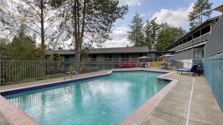 <b>Best Western Portland West Beaverton Pool</b>. Images powered by <a href="https://iceportal.shijigroup.com/" title="IcePortal" target="_blank">IcePortal</a>.