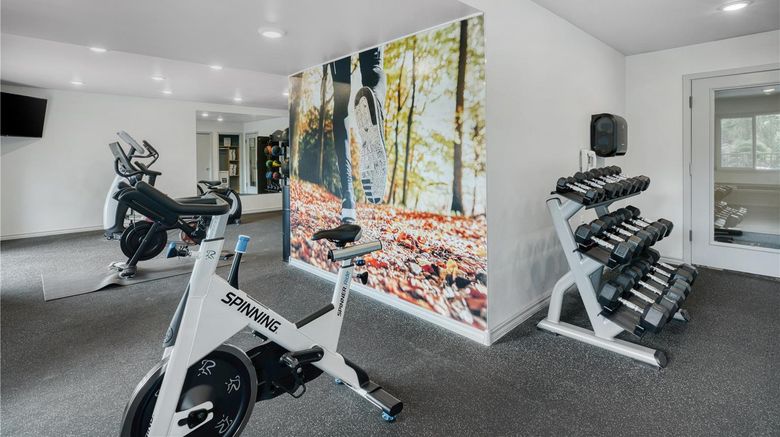 <b>Best Western Portland West Beaverton Health</b>. Images powered by <a href="https://iceportal.shijigroup.com/" title="IcePortal" target="_blank">IcePortal</a>.