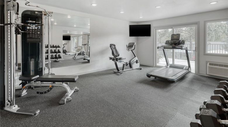 <b>Best Western Portland West Beaverton Health</b>. Images powered by <a href="https://iceportal.shijigroup.com/" title="IcePortal" target="_blank">IcePortal</a>.
