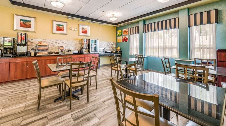 Quality Inn Poughkeepsie Restaurant