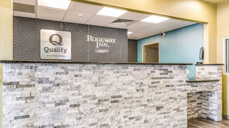 Rodeway Inn Poughkeepsie Lobby