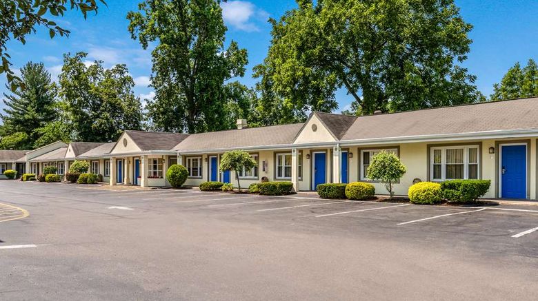 <b>Rodeway Inn Poughkeepsie Exterior</b>. Images powered by <a href="https://iceportal.shijigroup.com/" title="IcePortal" target="_blank">IcePortal</a>.