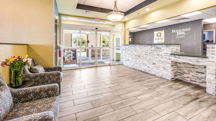 Rodeway Inn Poughkeepsie Lobby