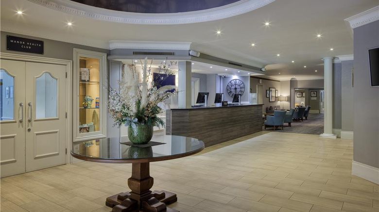 <b>DoubleTree by Hilton St. Anne's Manor Lobby</b>. Images powered by <a href="https://iceportal.shijigroup.com/" title="IcePortal" target="_blank">IcePortal</a>.