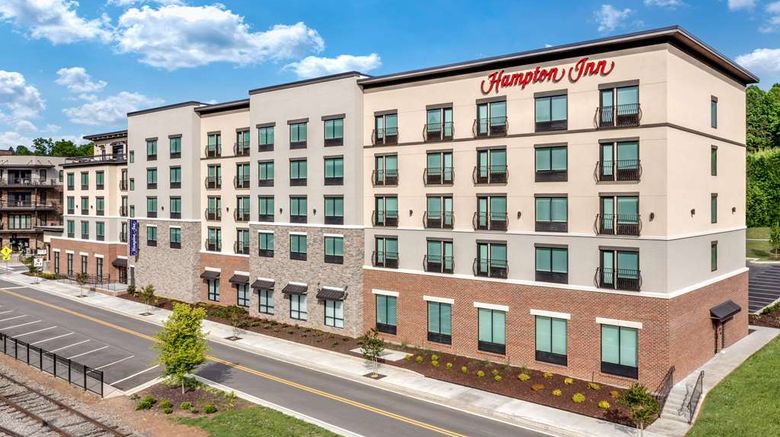 <b>Hampton Inn Blue Ridge Exterior</b>. Images powered by <a href="https://iceportal.shijigroup.com/" title="IcePortal" target="_blank">IcePortal</a>.