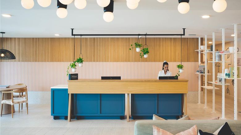 <b>Hampton by Hilton Grand Cayman Lobby</b>. Images powered by <a href="https://iceportal.shijigroup.com/" title="IcePortal" target="_blank">IcePortal</a>.