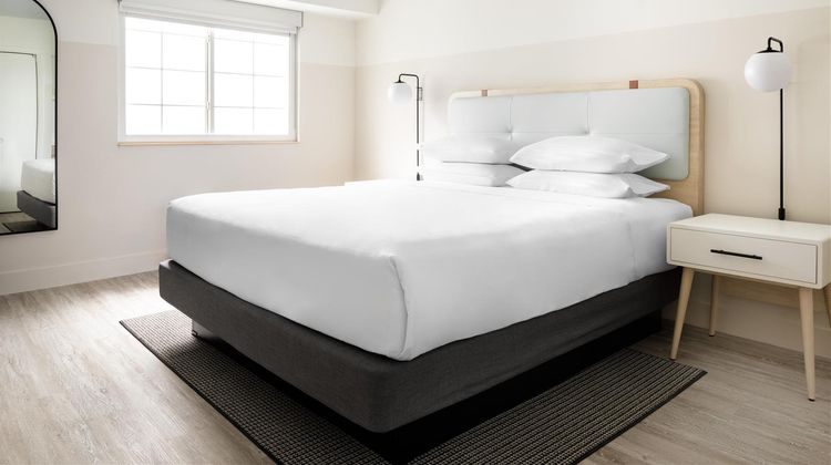 Hampton by Hilton Grand Cayman Room