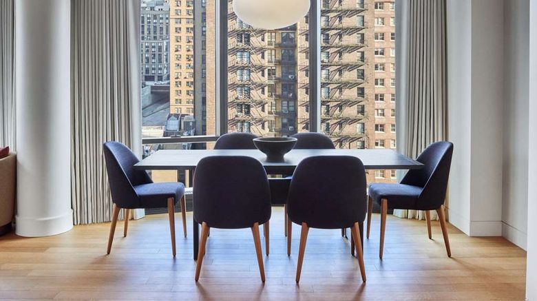 <b>Pendry Manhattan West Room</b>. Images powered by <a href="https://iceportal.shijigroup.com/" title="IcePortal" target="_blank">IcePortal</a>.
