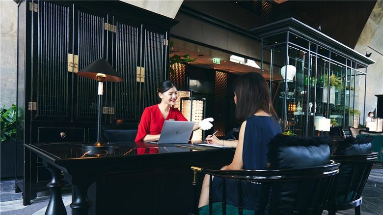<b>Sindhorn Kempinski Hotel Bangkok Exterior</b>. Images powered by <a href="https://iceportal.shijigroup.com/" title="IcePortal" target="_blank">IcePortal</a>.