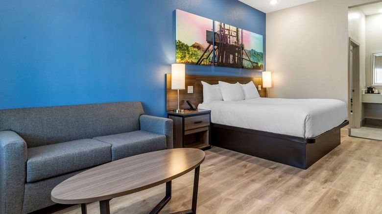 <b>Clarion Pointe Port Arthur Room</b>. Images powered by <a href="https://iceportal.shijigroup.com/" title="IcePortal" target="_blank">IcePortal</a>.