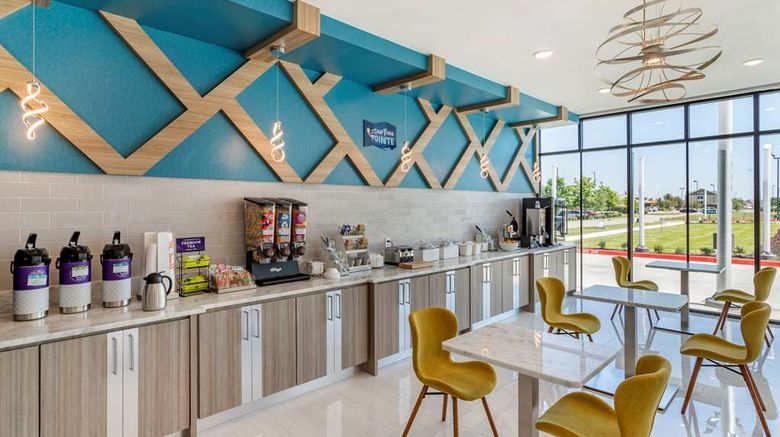 <b>Clarion Pointe Port Arthur Restaurant</b>. Images powered by <a href="https://iceportal.shijigroup.com/" title="IcePortal" target="_blank">IcePortal</a>.