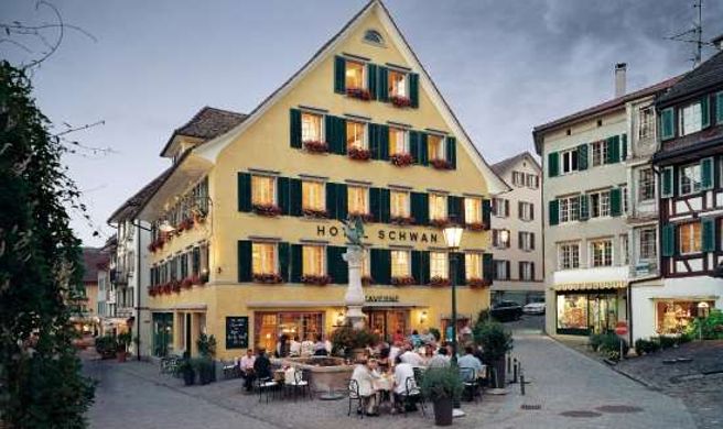 Romantik Hotel & Taverne Schwan Horgen Exterior