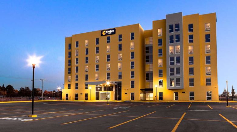 <b>Comfort Inn Delicias Exterior</b>. Images powered by <a href="https://iceportal.shijigroup.com/" title="IcePortal" target="_blank">IcePortal</a>.