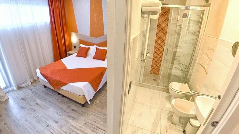 <b>Hotel Luxor Florence Room</b>. Images powered by <a href="https://iceportal.shijigroup.com/" title="IcePortal" target="_blank">IcePortal</a>.