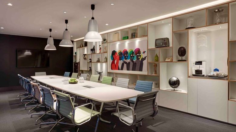 <b>YaTi by Artyzen Hongqiao Shanghai Ballroom</b>. Images powered by <a href="https://iceportal.shijigroup.com/" title="IcePortal" target="_blank">IcePortal</a>.