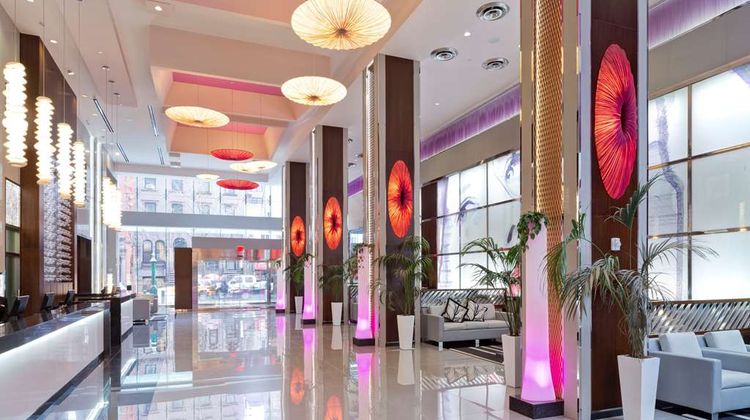Hotel Riu Plaza New York Times Square Lobby