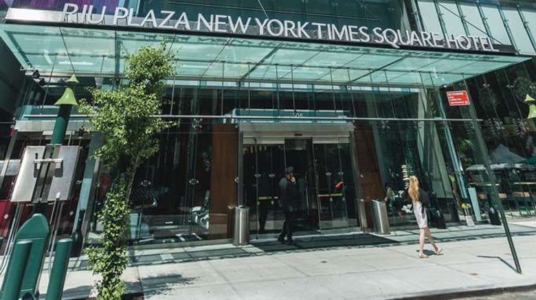 Hotel Riu Plaza New York Times Square Exterior. Images powered by <a href="https://iceportal.shijigroup.com" target="_blank" rel="noopener">Ice Portal</a>.