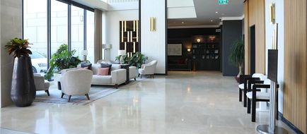 Ramada by Wyndham Izmir Aliaga Lobby