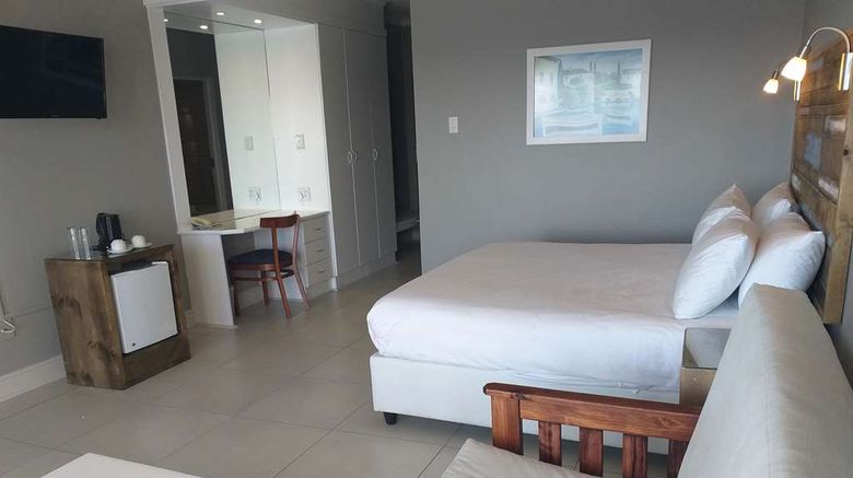 <b>Diaz Hotel & Resort Room</b>. Images powered by <a href="https://iceportal.shijigroup.com/" title="IcePortal" target="_blank">IcePortal</a>.