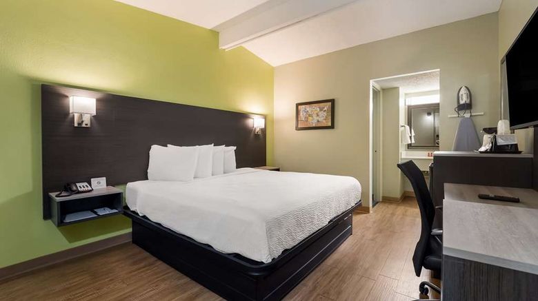 <b>SureStay Hotel by BW Columbus Downtown Room</b>. Images powered by <a href="https://iceportal.shijigroup.com/" title="IcePortal" target="_blank">IcePortal</a>.
